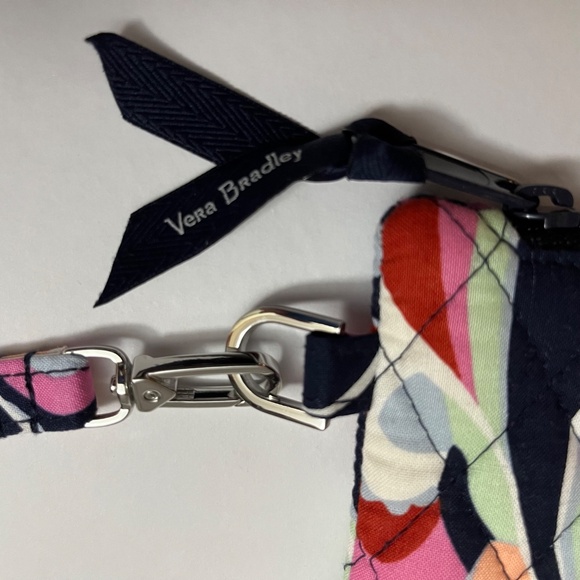 EUC Vera Bradley Mod Paisley RFID Tech Wristlet - Picture 4 of 10